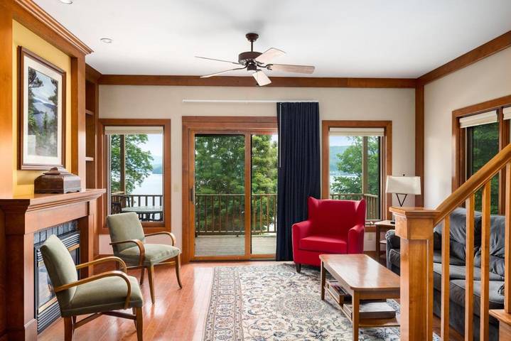 Resort para 4 personas, con vistas y terraza además de piscina y vistas al lago - 1