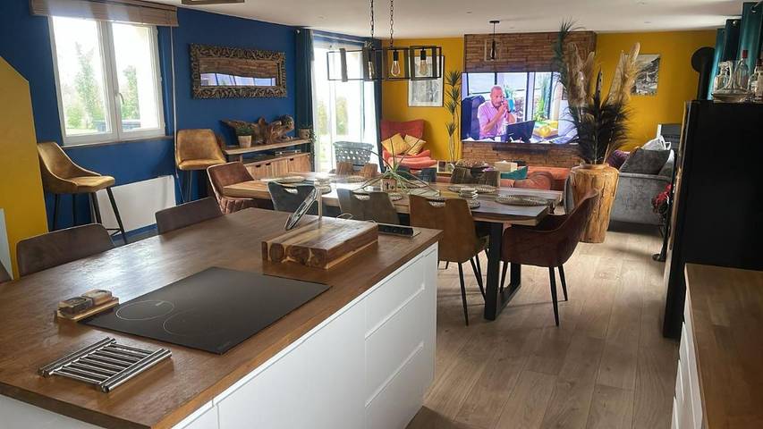 Location de vacances pour 6 personnes, avec jardin ainsi que terrasse et vue à Estry