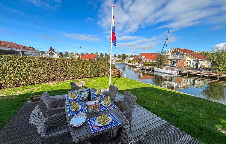 Ferienhaus für 7 Personen mit Terrasse in Workum, Ijsselmeer