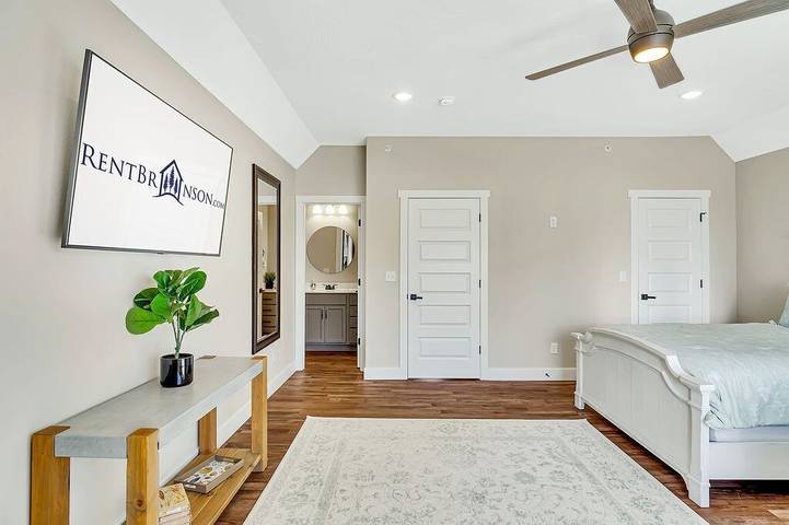 Vacation house for 18 people, with balcony and hot tub as well as pool in Missouri