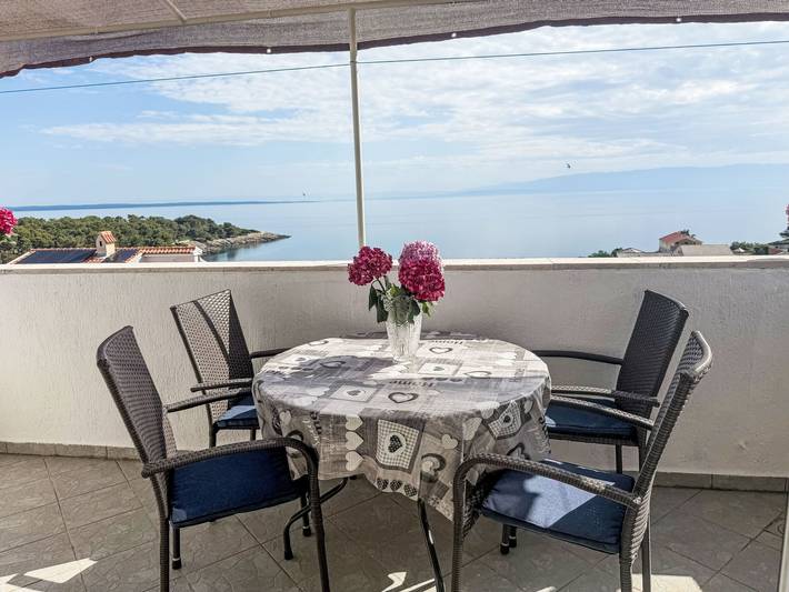Ferienwohnung für 4 Personen, mit Balkon und Terrasse in Mali Lošinj