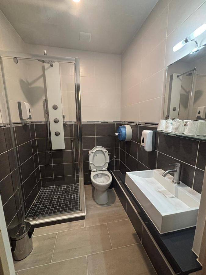 Hôtel pour 4 personnes, animaux acceptés dans Office De Tourisme De Carcassonne - 3