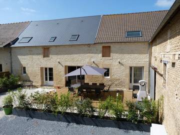 Gîte pour 10 personnes, avec terrasse à Mathieu (Calvados)