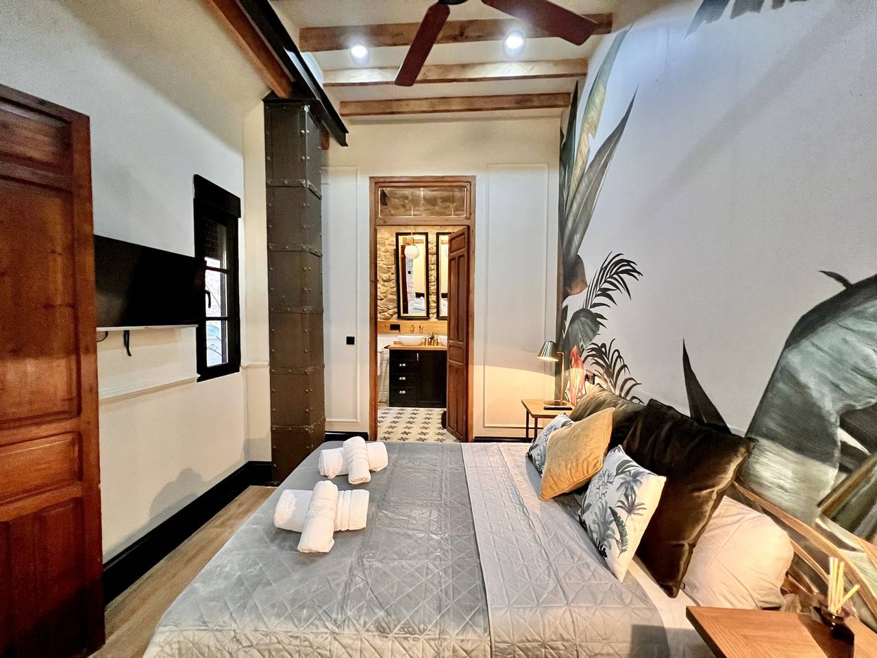 Ganze Wohnung, Ferienwohnung für 4 Personen mit Terrasse in El Barrio, Alicante
