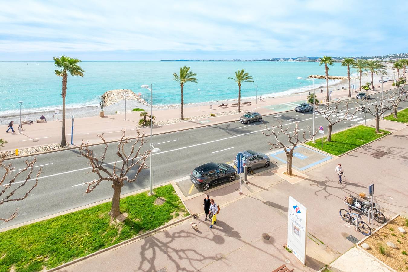 Appartement entier, Appartement Angelina avec vue sur mer, terrasse privée et Wi-Fi in Cros de Cagnes, Cagnes-sur-Mer