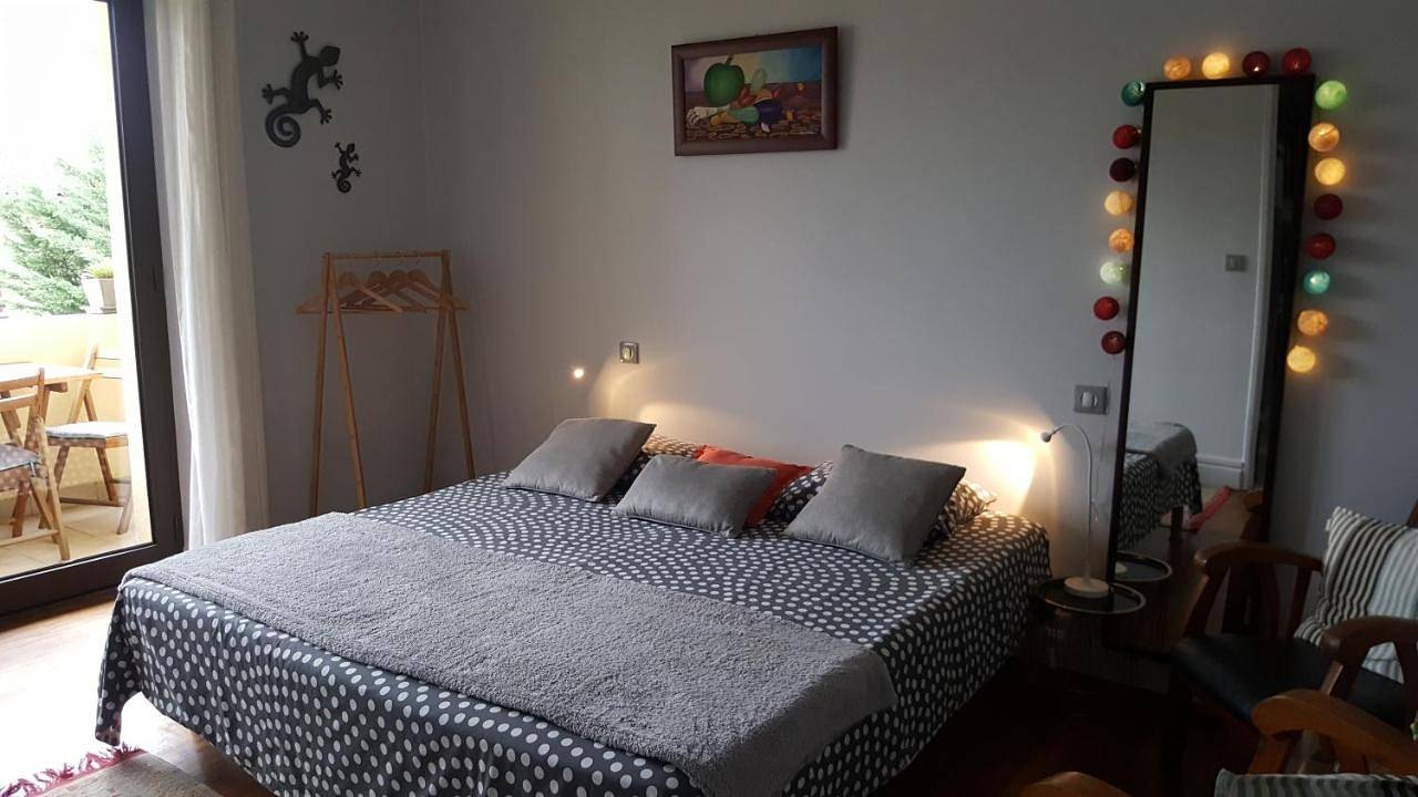 Double or Twin Room in Figeac, Lot