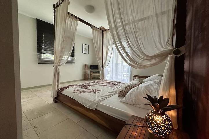 Location de vacances pour 11 personnes, avec jacuzzi et jardin dans Grands-Bois - 3