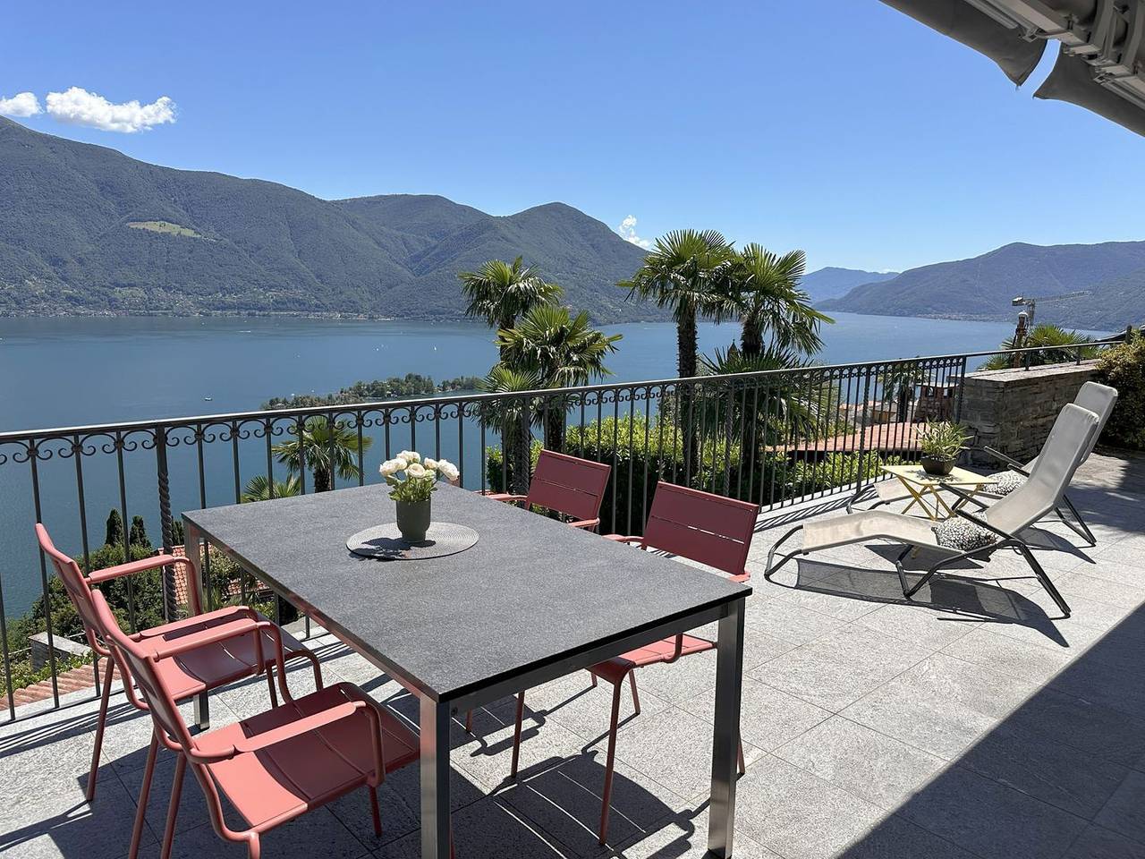 Ferienwohnung für 4 Personen in Ronco sopra Ascona, Tessiner Alpen
