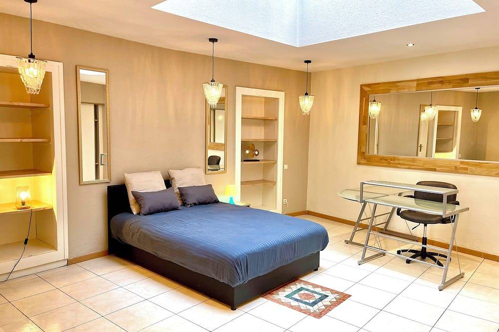 Appartement entier, Très grand loft de 155m² en plein centre ville in Montluçon, Région de Montluçon