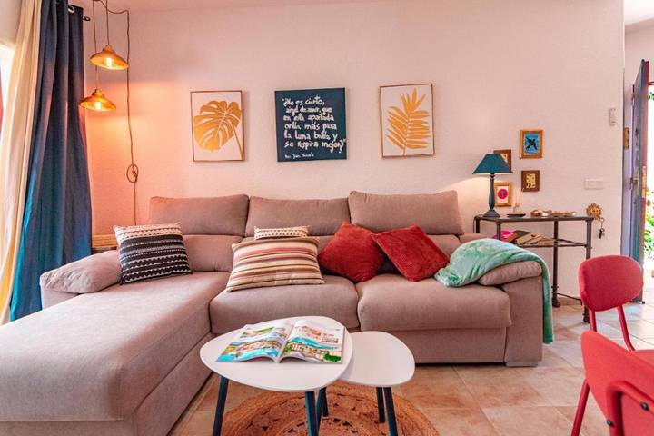 Apartamento de férias para 8 pessoas, com vista e piscina e ainda terraço em Islantilla