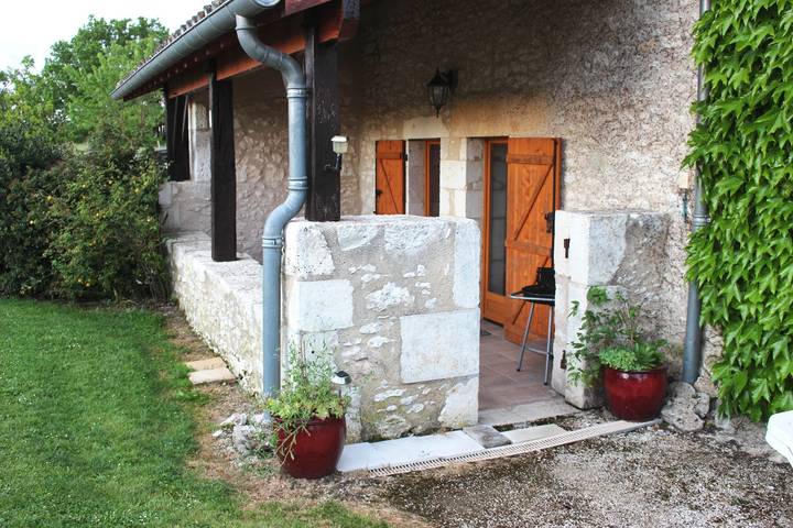 Gîte pour 6 personnes, avec piscine, animaux acceptés à Monflanquin - 2