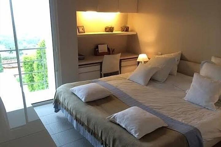 Villa pour 4 personnes, avec jardin à Tourrettes-sur-Loup - 2
