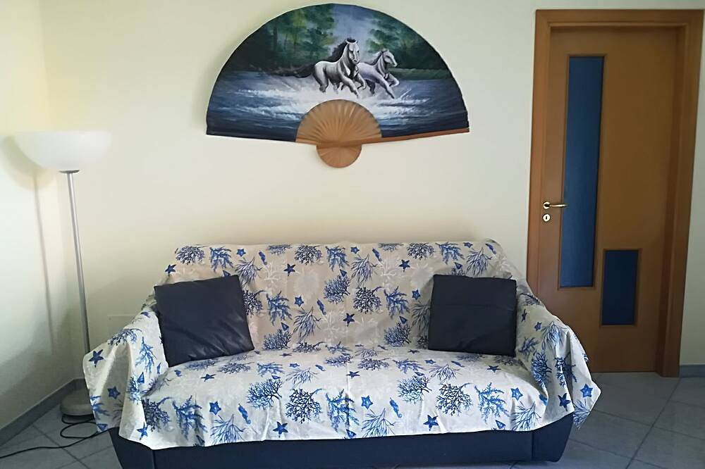 Villa with garden in the hills of Sorrento in Colli di Fontanelle, Sant'Agnello