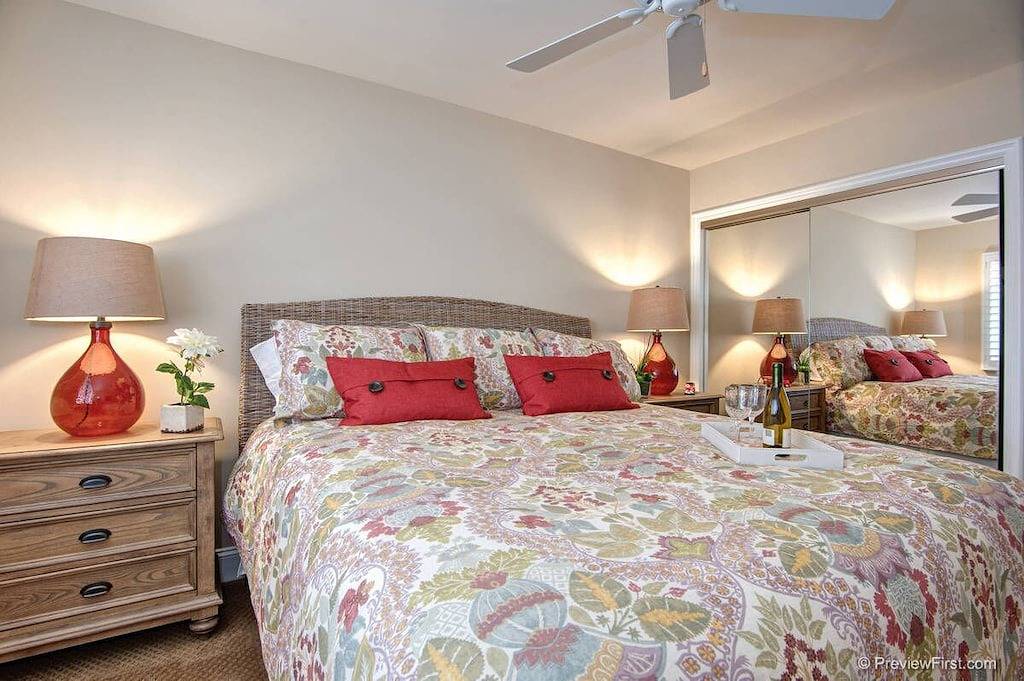 Ganze Wohnung, Herrliche Und Geräumige 2-King-Schlafzimmer Mit Meerblick, Lg Deck Sleeps 6 in Oceanside, San Diego County