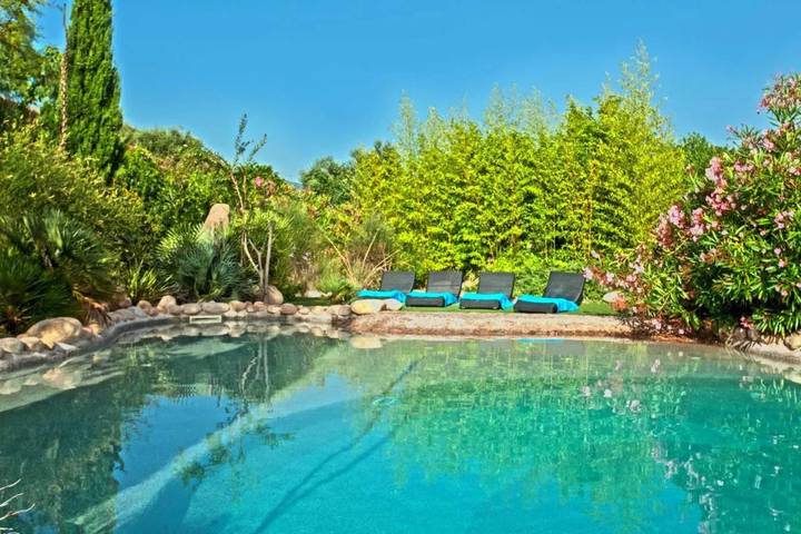 Location de vacances pour 4 personnes, avec terrasse et piscine à Olmeto - 4