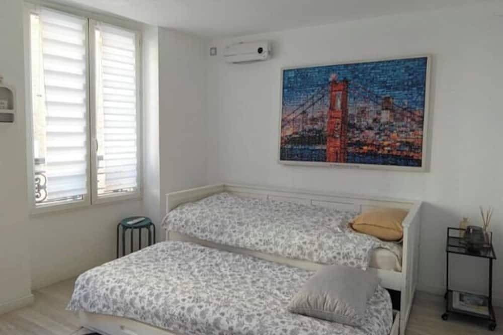 Ganze Wohnung, A true cocoon just a stone's throw from Paris in Clichy, Hauts-de-Seine