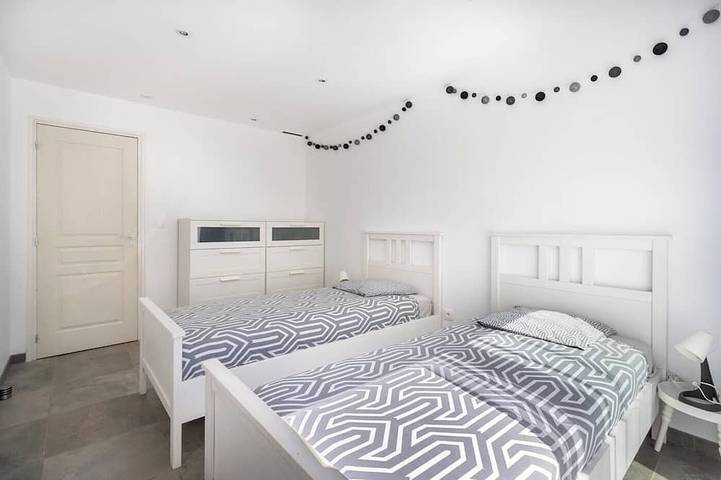 Location de vacances pour 8 personnes, avec piscine et jardin à Camps-la-Source - 4