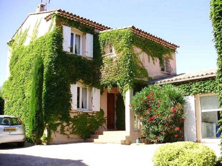 Maison d’hôte pour 2 personnes, avec jardin ainsi que jacuzzi et piscine à Pertuis - 4