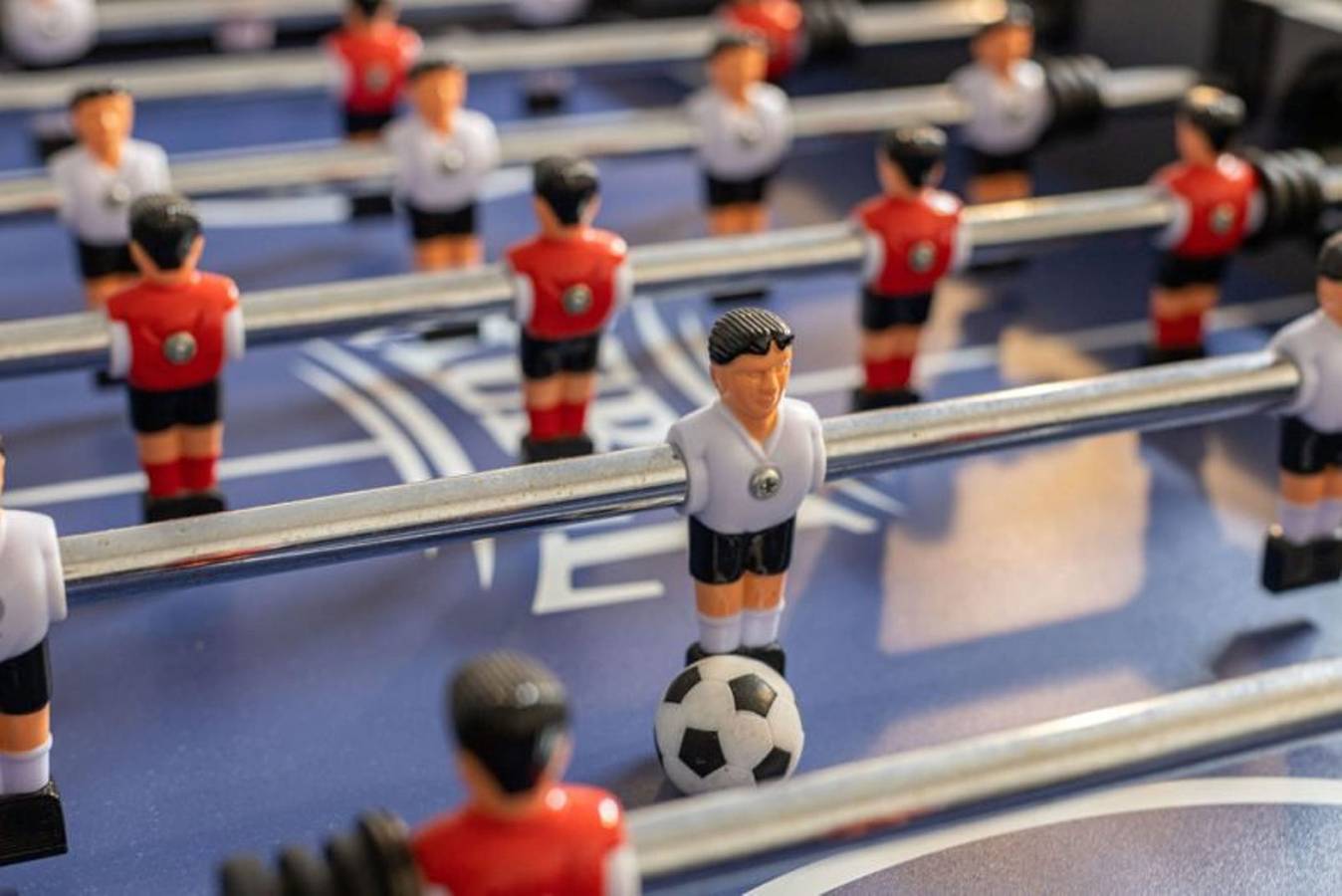 Casa ejecutiva de 3 dormitorios con piscina y sala de juegos in ChampionsGate, Four Corners