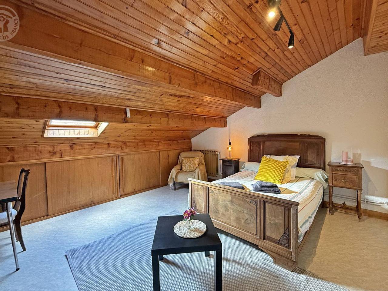 Appartement entier, Gîte à Lorette avec jardin et jeux pour enfants in Lorette, Parc Naturel Régional du Pilat