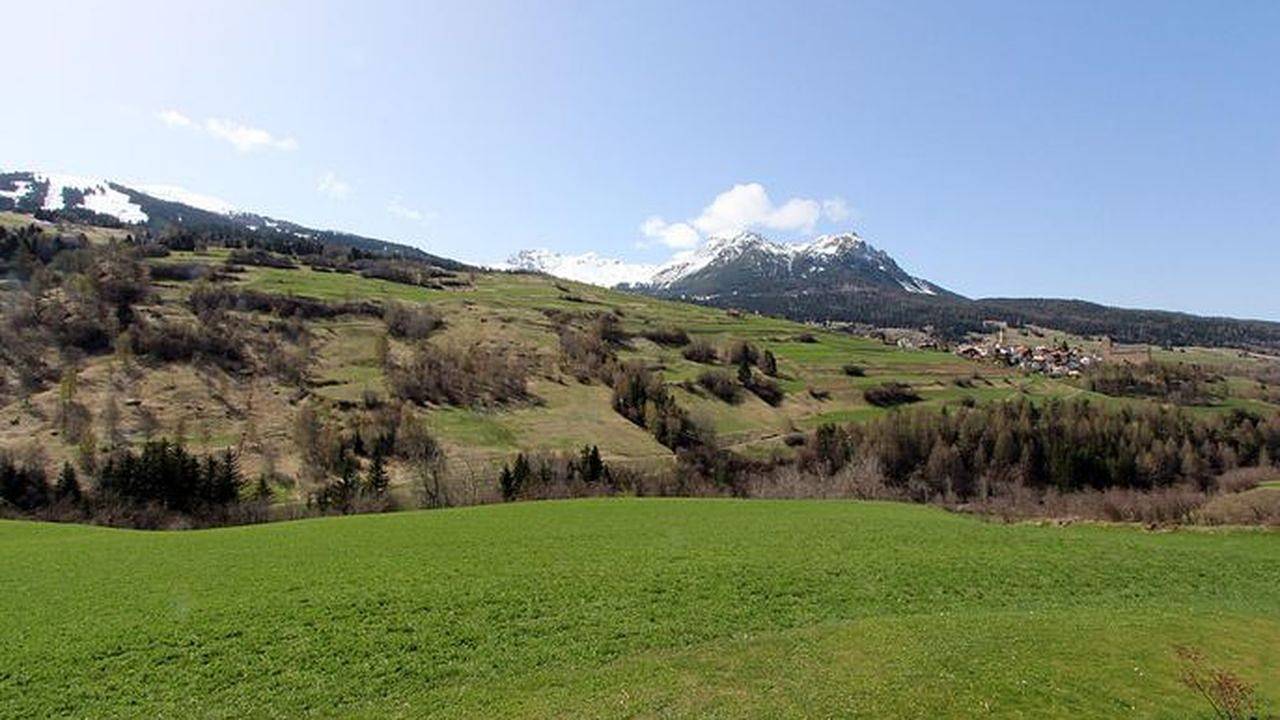Ganze Ferienwohnung, Ferienwohnung für 4 Personen (67 m²) in Cunter in Surses, Albula