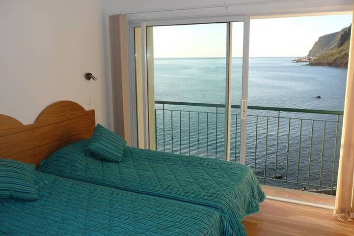 Villa mit 3 Schlafzimmern und Pool, Jardim do Mar, atemberaubende Aussicht in Jardim do Mar, Madeira