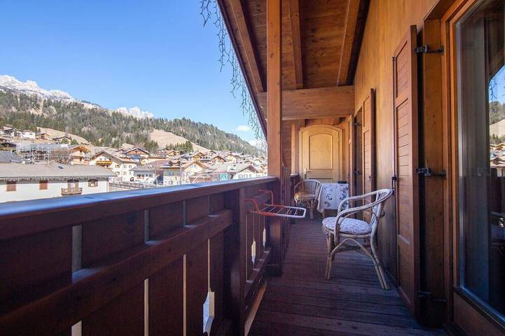 Ferienwohnung für 23 Personen, mit Balkon/Terrasse und Garten