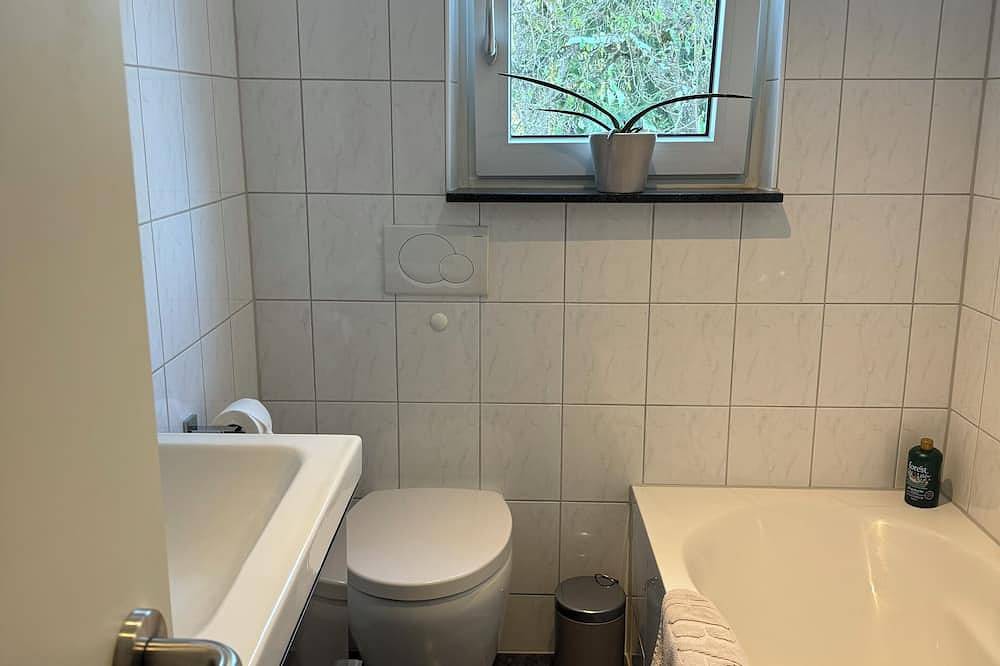 Ganze Wohnung, Gemütliche 2,5 Zimmer Wohnung in Fürstenfeldbruck in Fürstenfeldbruck, Oberbayern