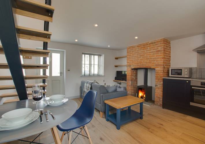Holiday rental for 2 people, with terrace and garden in Holt
