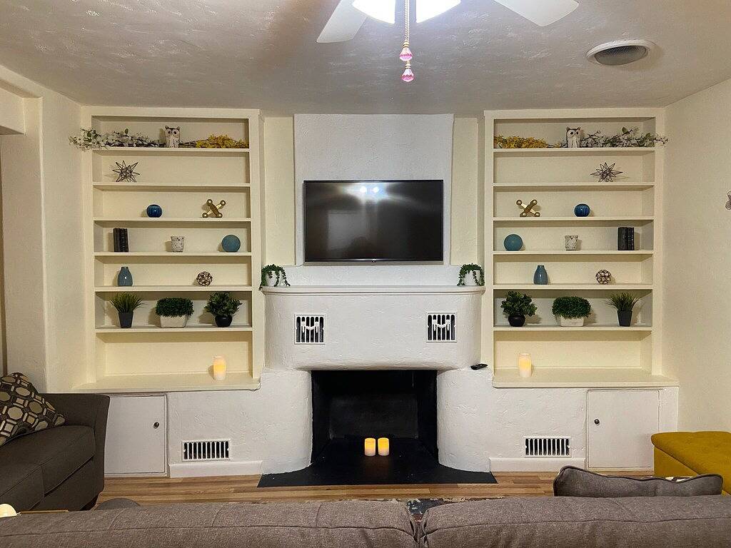 Located in Prescott’s Historic District. Walking distance to Whiskey Row. in Prescott, Yavapai County