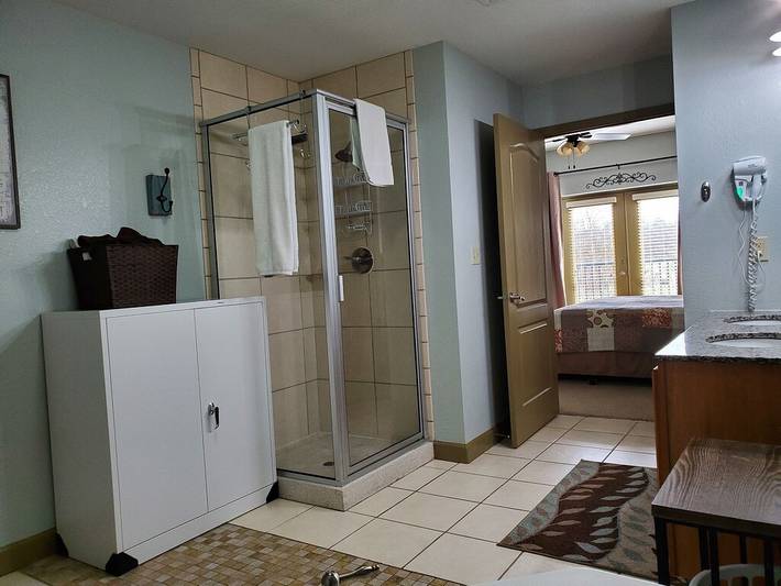 Ferienwohnung für 6 Personen, mit Balkon und Pool sowie Whirlpool - 1