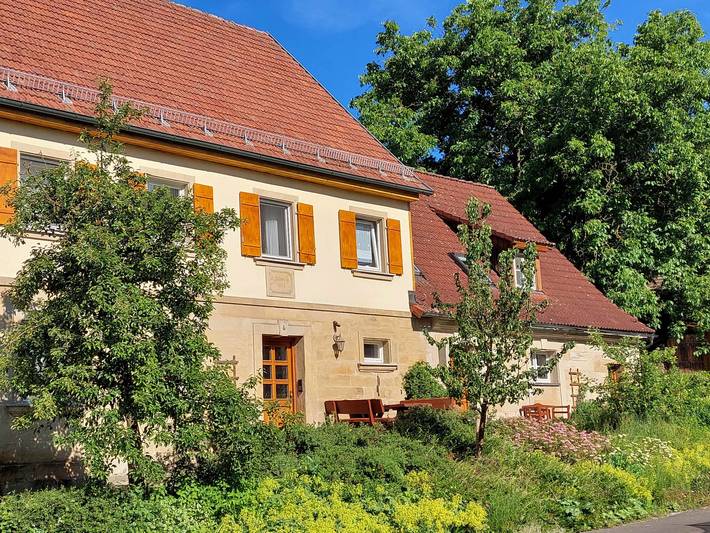 Bauernhof für 5 Personen, mit Balkon und Balkon/Terrasse sowie Terrasse und Garten