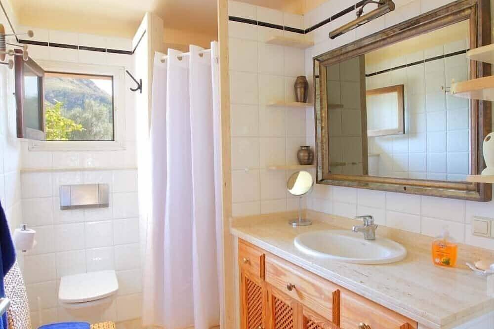 Encantadora finca con piscina y idílico jardín de palmeras con Wifi in Colònia de Sant Pere, Artà