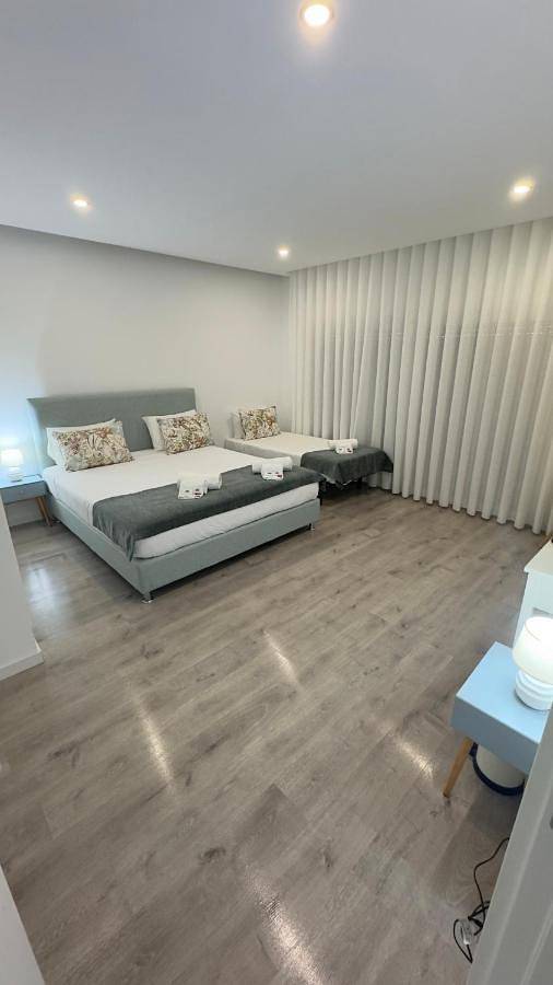 Gîte pour 2 personnes, avec vue ainsi que terrasse et jardin, animaux acceptés à Vila de Rei - 2