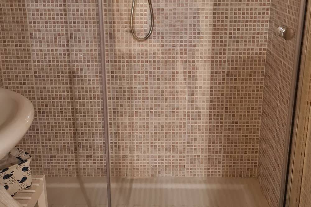 Entire apartment, Vacation House La dimora nel borgo in Taranto, Gulf of Taranto