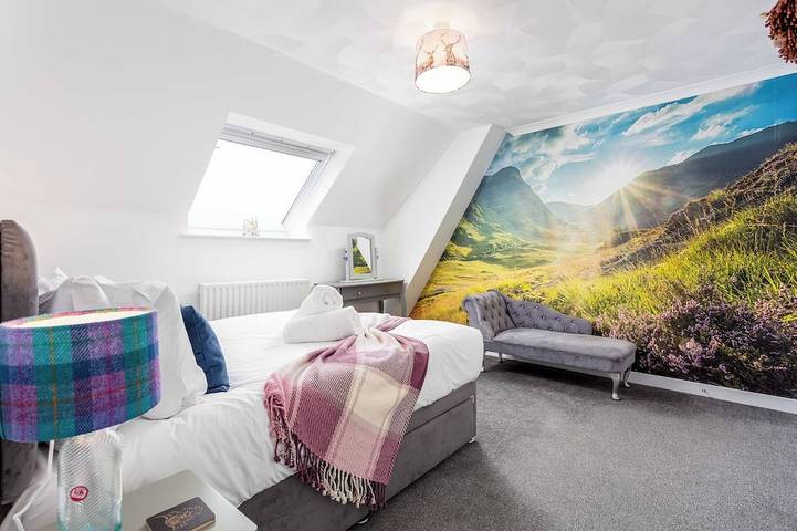 Ganze Wohnung, Stylish duplex apartment in central Troon close to beach. in Troon, Firth Of Clyde