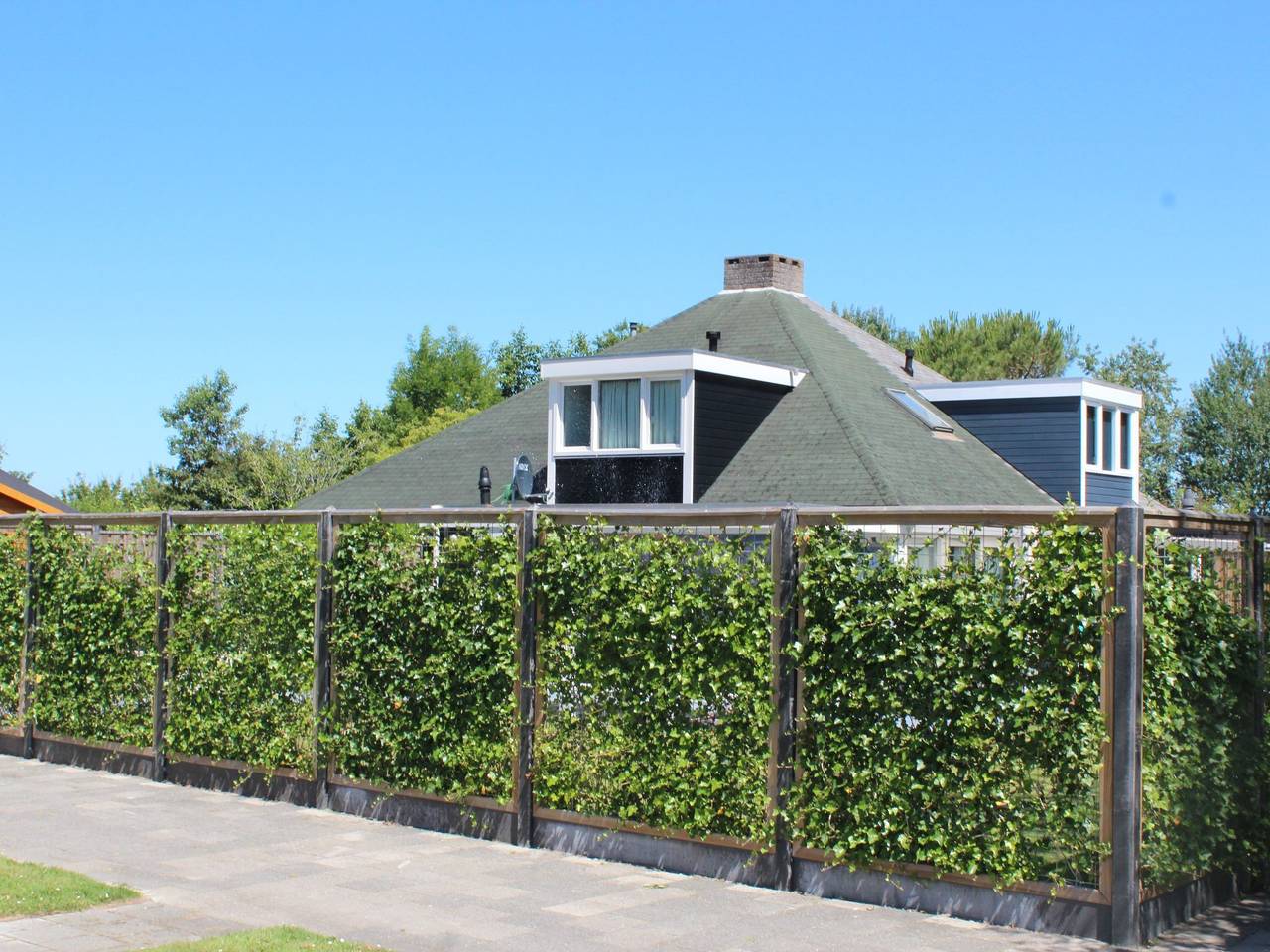 "" mit Schwimmbad in Stavenisse, Nederlandse Noordzeekust