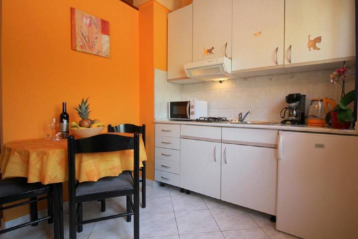 Ferienwohnung für 2 Personen, mit Terrasse in Poreč - 4