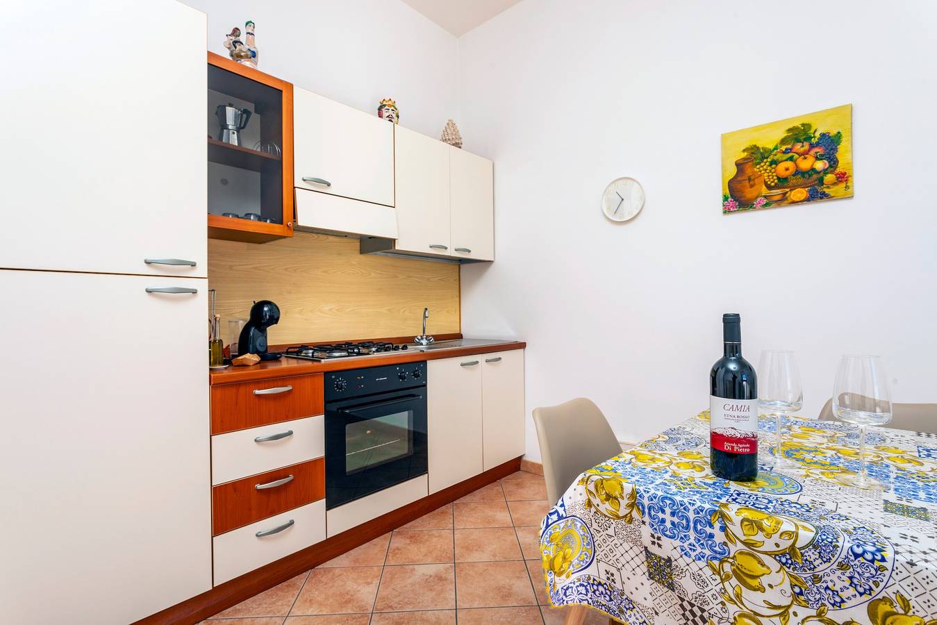 Appartamento intero, Appartamento 'Camia Etna House - Deluxe' con vista mare, Wi-Fi e aria condizionata in Piedimonte Etneo, Etna