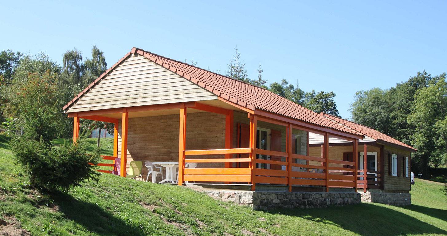 Chalet 4/6 pers 05 Ab - Les Chalets de la Margeride*** in Blavignac, Région de Mende