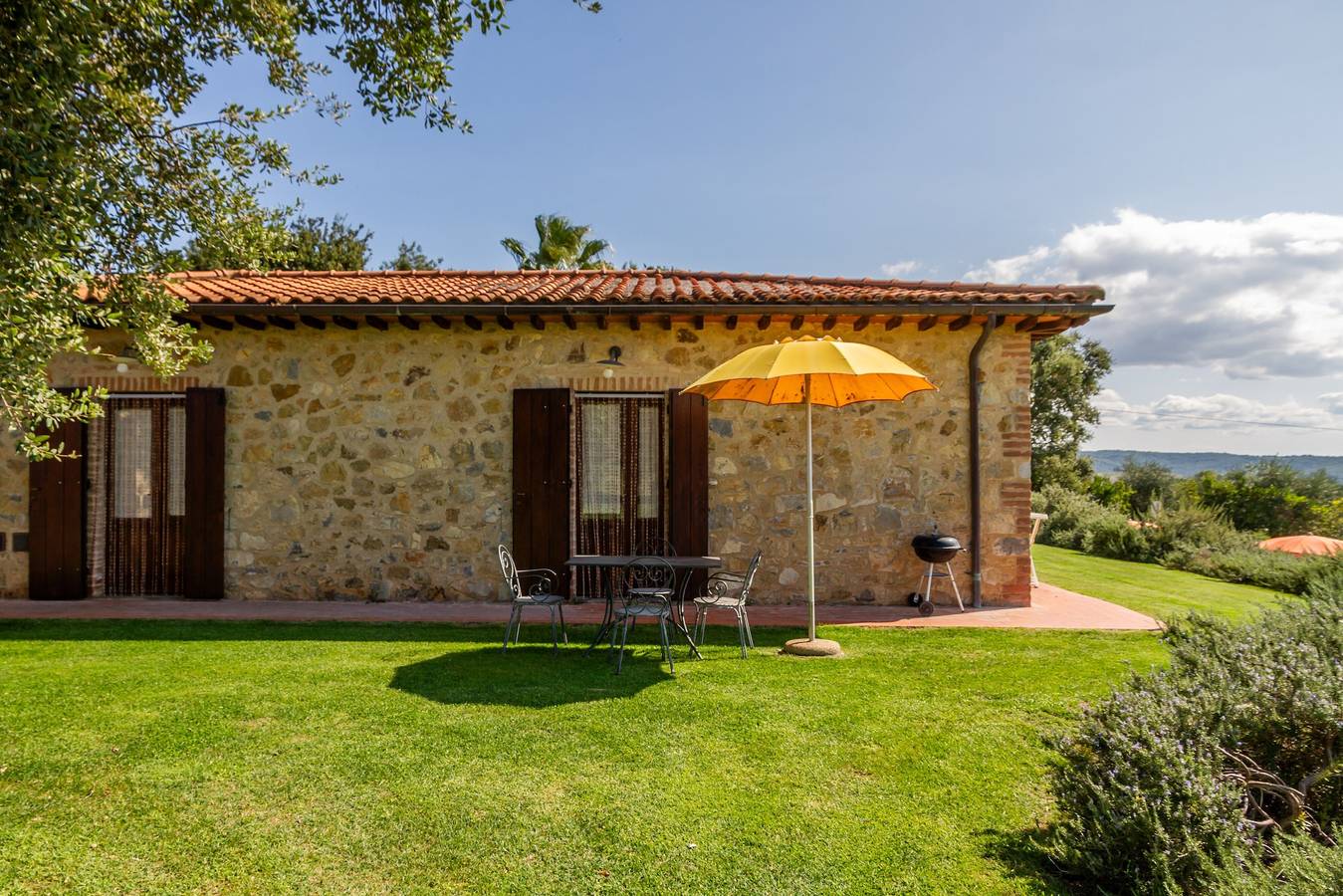 Ganze Wohnung, Ferienwohnung 'Riccio' mit Gemeinschaftspool, Wlan und Klimaanlage in Magliano in Toscana, Grosseto Provinz