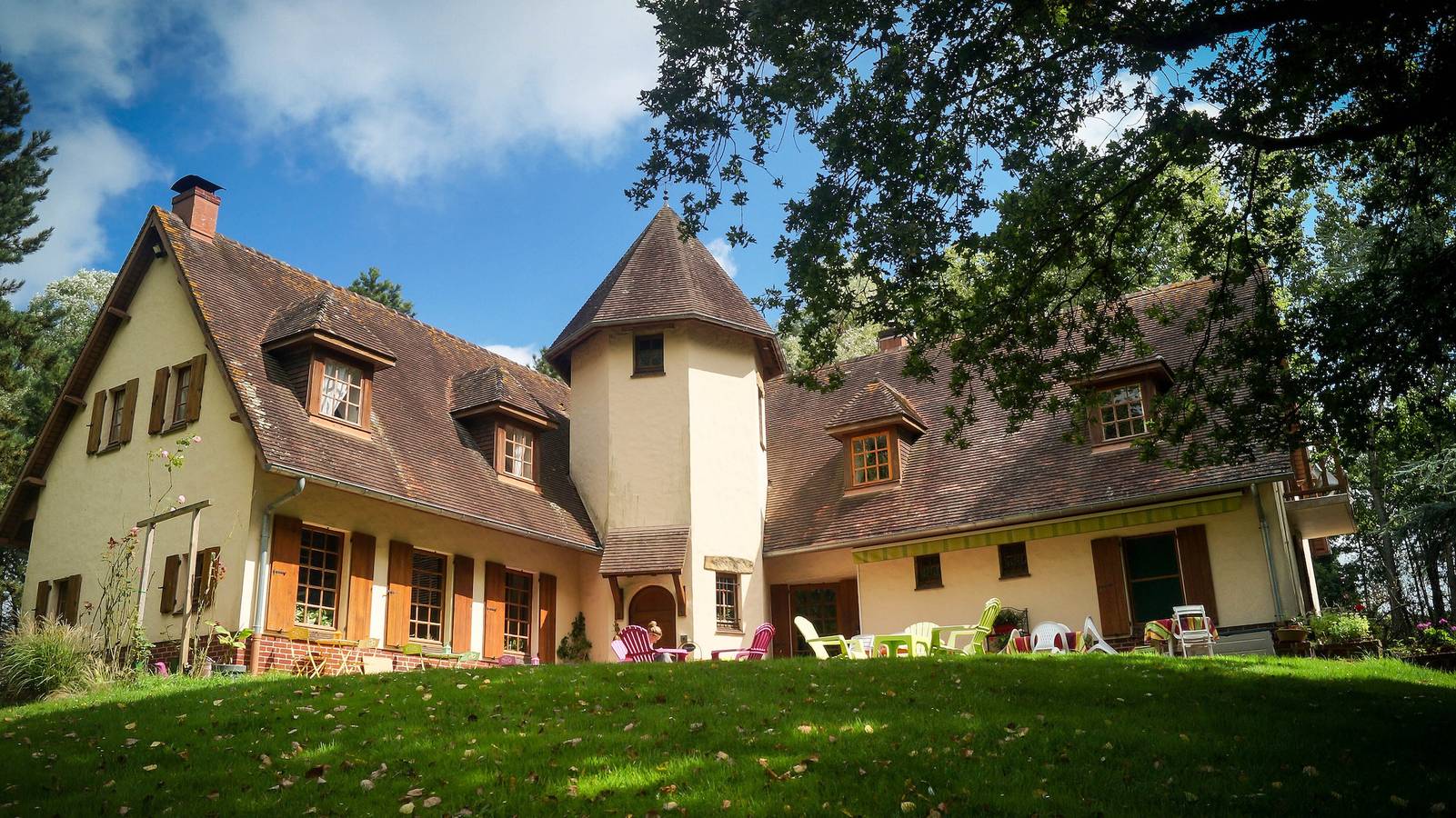 Bed & Breakfast 'Le Manoir Du Tertre' mit Gemeinschaftsterrasse, Garten & Wlan in Saint-Josse, Montreuil und Umgebung
