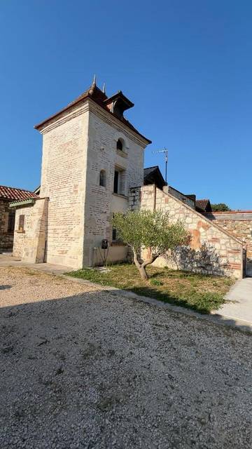 Location de vacances pour 5 personnes, avec terrasse à Galapian
