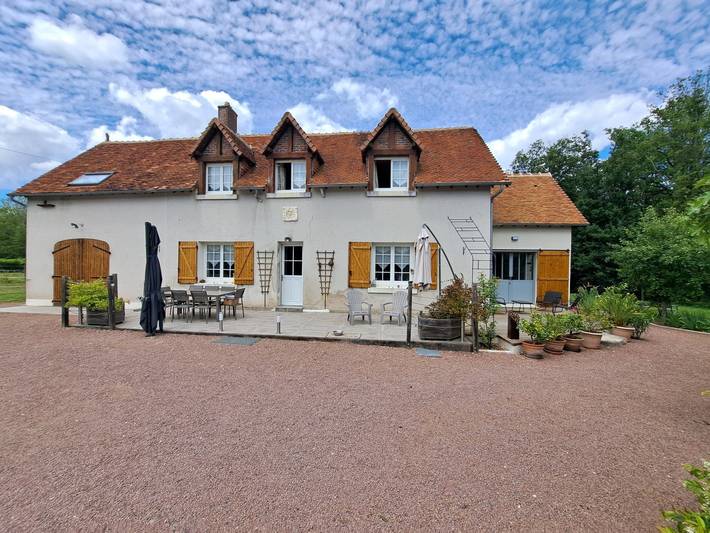 Chambre d’hôte pour 2 personnes, avec piscine et jardin, animaux acceptés dans Centre-Val de Loire - 2