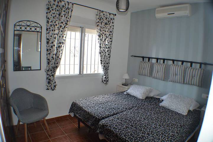 Villa für 7 Personen, mit Whirlpool und Pool sowie Balkon an der Costa Tropical - 3