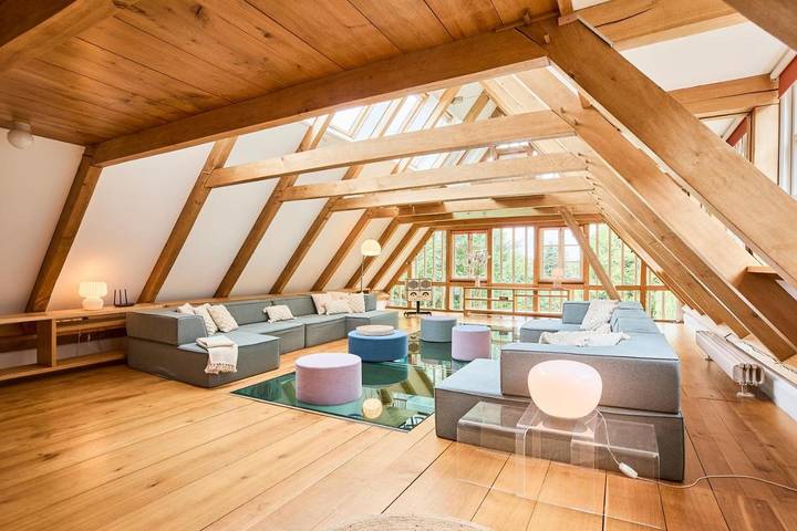Ferienhaus für 12 Personen, mit Terrasse und Garten sowie Sauna und Ausblick