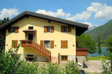Ferienhaus für 6 Personen, mit Garten, mit Haustier am Ledrosee