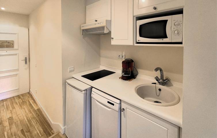 Appartement de vacances entier, Appartement confortable avec piscine et parking près de Saint-André-des-Eaux in Saint-André-des-Eaux, Côte d'Amour