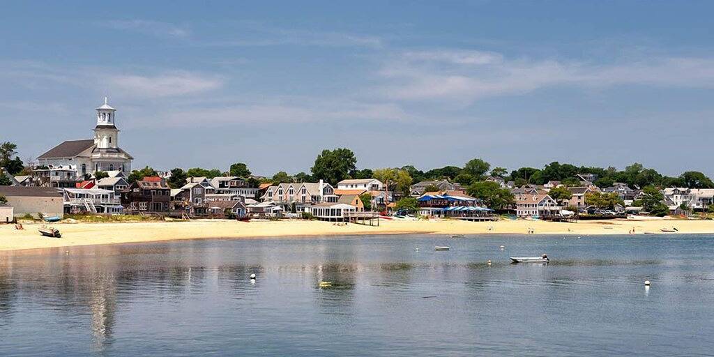 Ganze Wohnung, # 906: Kürzlich aktualisiert, Minuten zu Strand und Stadt, großartiger Außenraum! in Dennis Port, Dennis