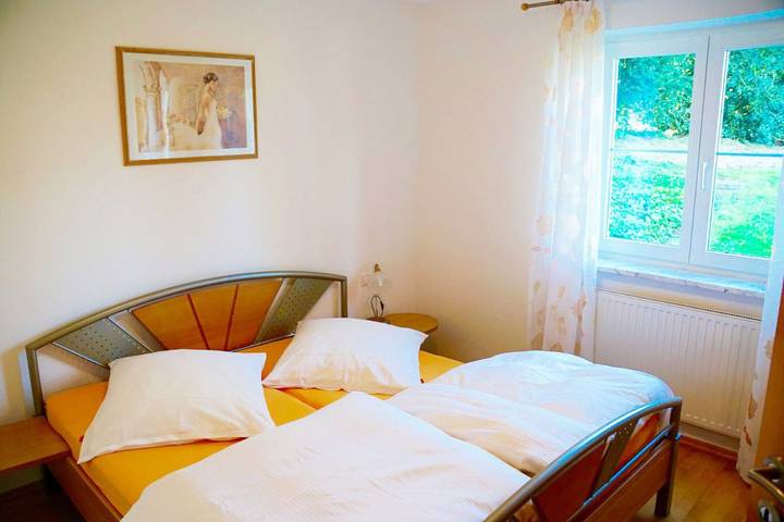 Ganze Ferienwohnung, Landhaus Straßer - Ferienwohnung  46qm, 1 Schlafzimmer, max. 3 Personen in Wasserburg (Bodensee), Bayerisch Schwaben